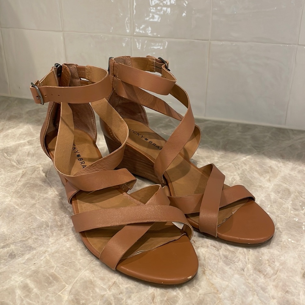 Lucky brand nude wedge sandals